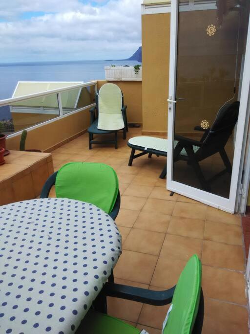 2 Bd Apartment With Stunning View Puerto de Santiago  Exteriör bild